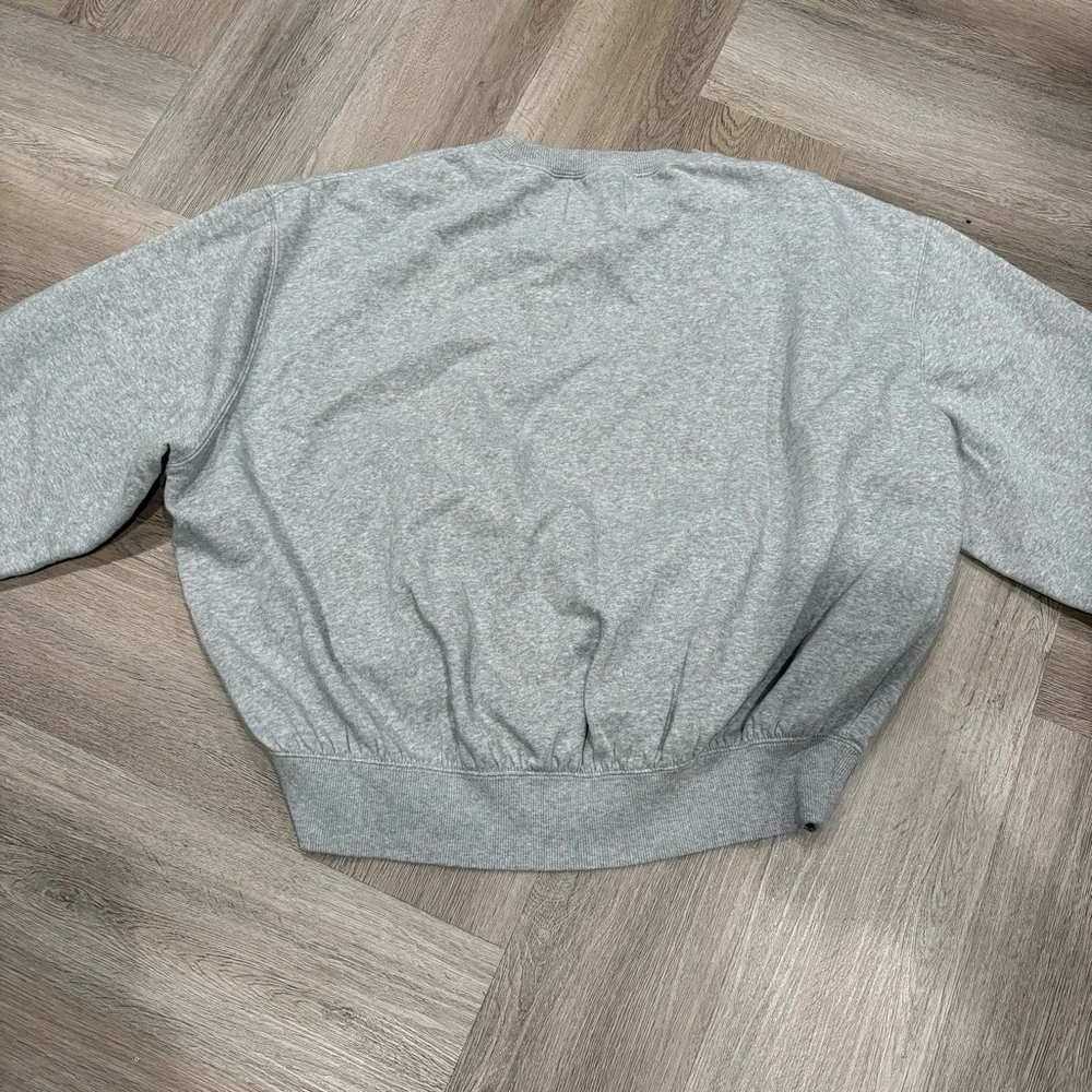 Urban Outfitters Embroidered Pullover Sweatshirt Size S